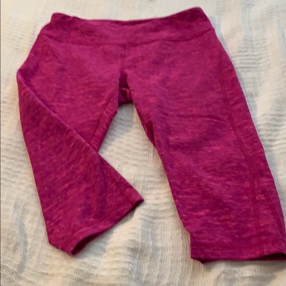 Zella athletic capris, like new, size M - Picture 1 of 4